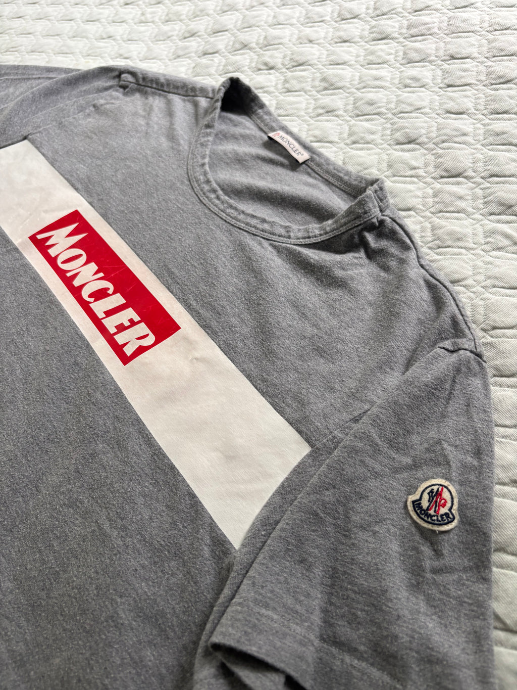 Moncler Tee (L)