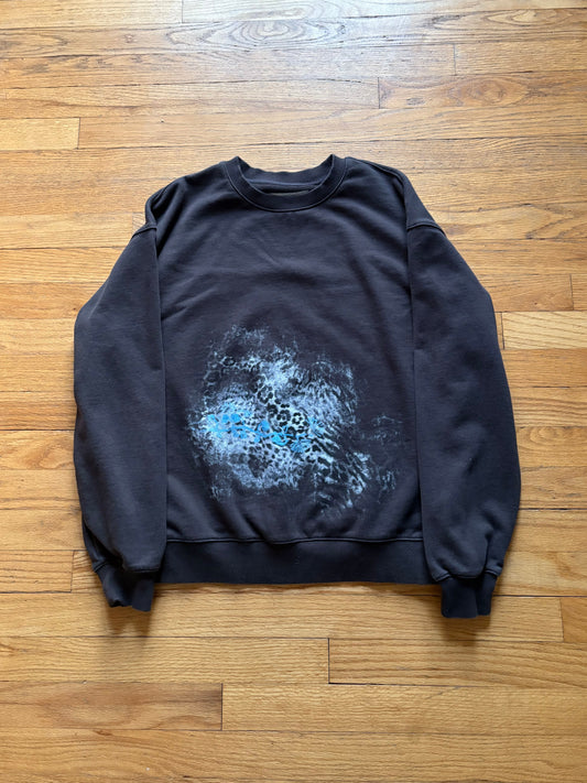 “birds of prey” crewneck