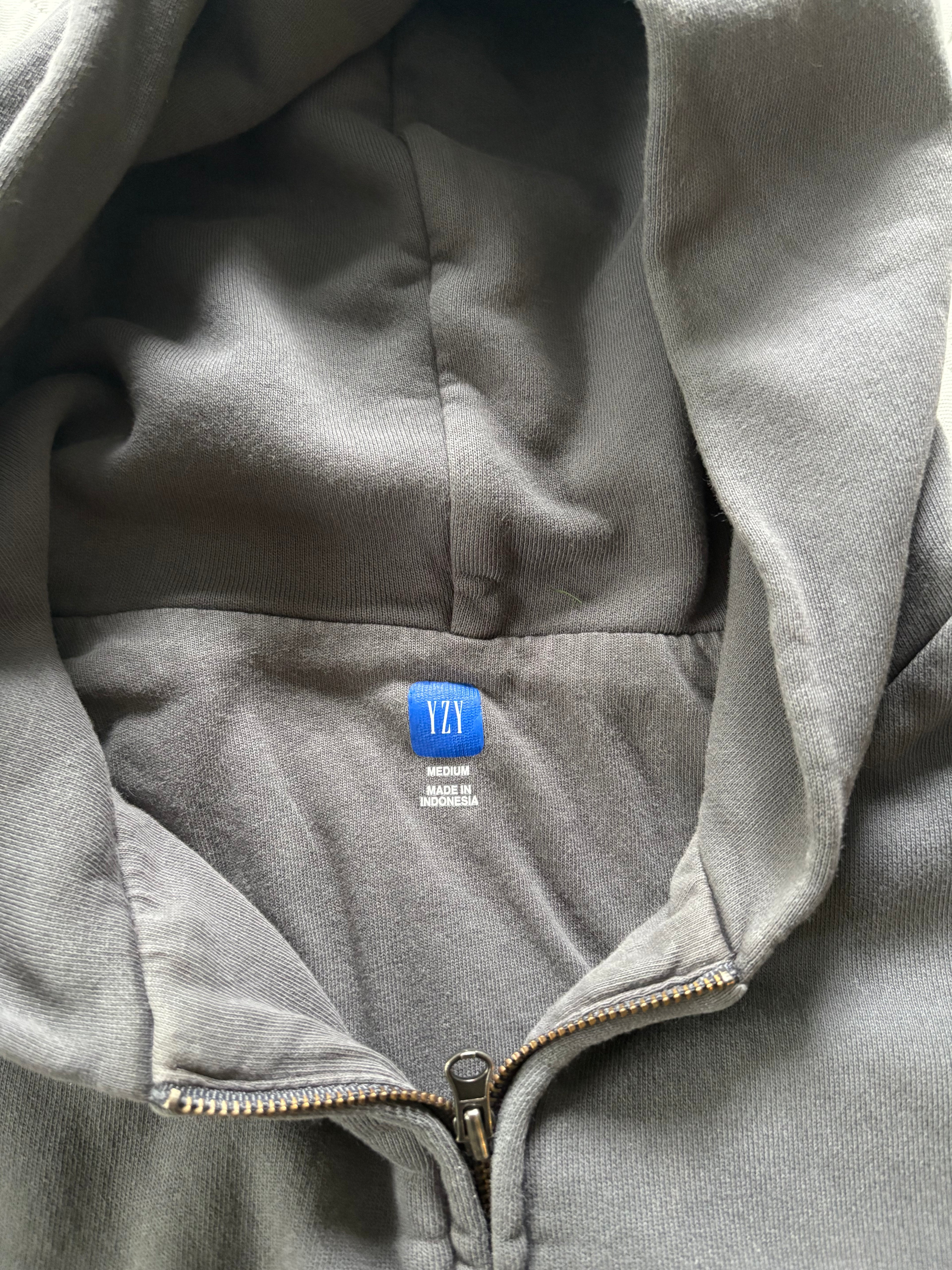 Yzy x Gap Zip Up Hoodie (M)